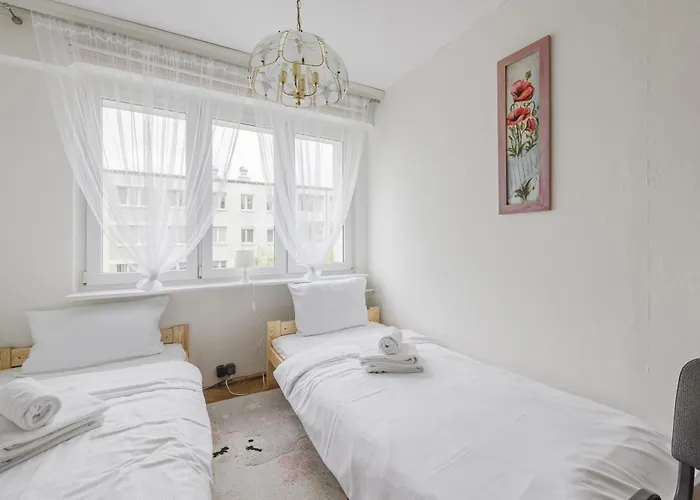 Osiedle Piastowskie Homey By Bookinghost דירה